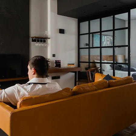 דירה Tom's Bachelor Pad סלוניקי